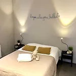 Hyper-centre